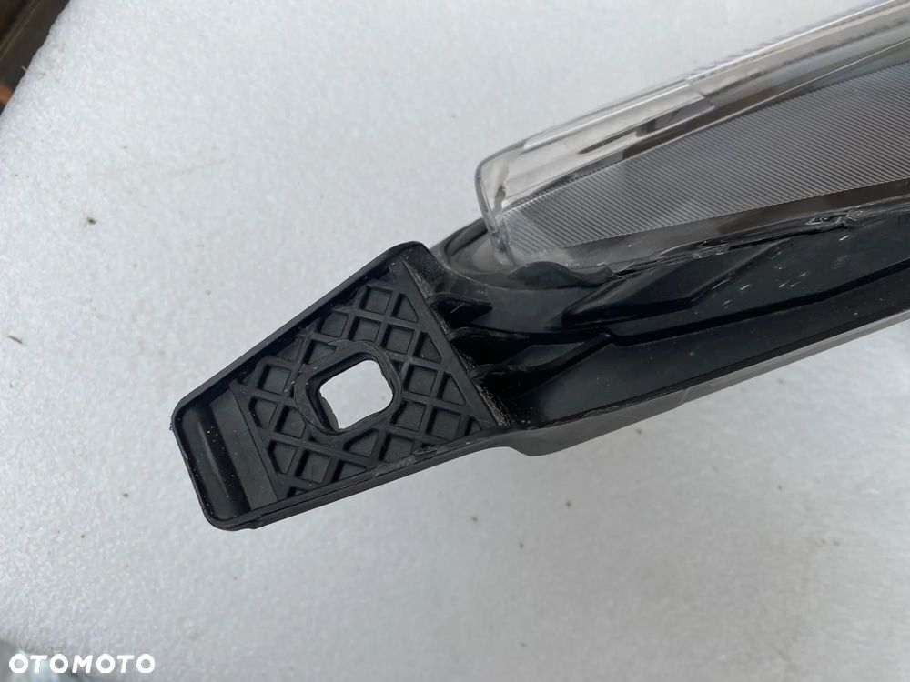 lampy fiesta mk7 lift komplet eu całe - 7