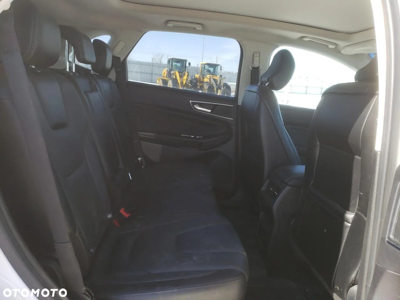 Ford Edge - 10