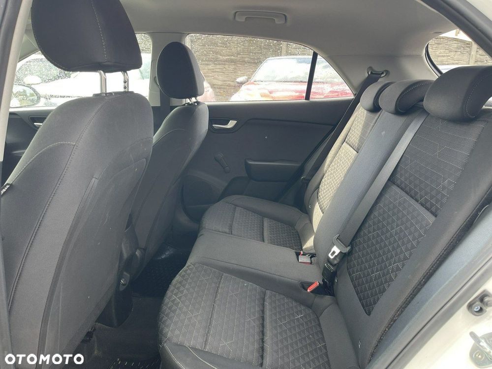 Kia Rio 1.2 Edition 7 - 8