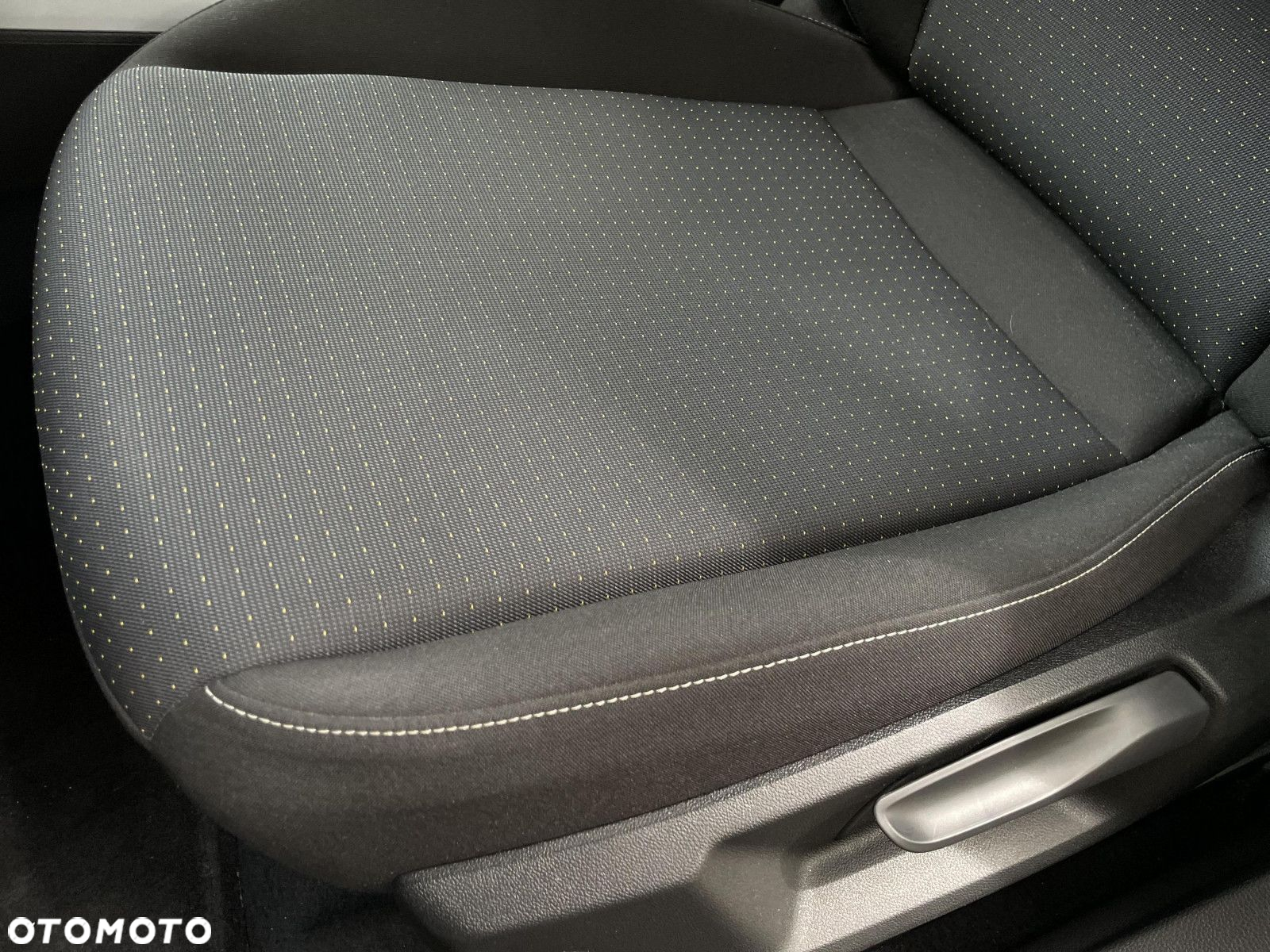 Seat Arona - 13