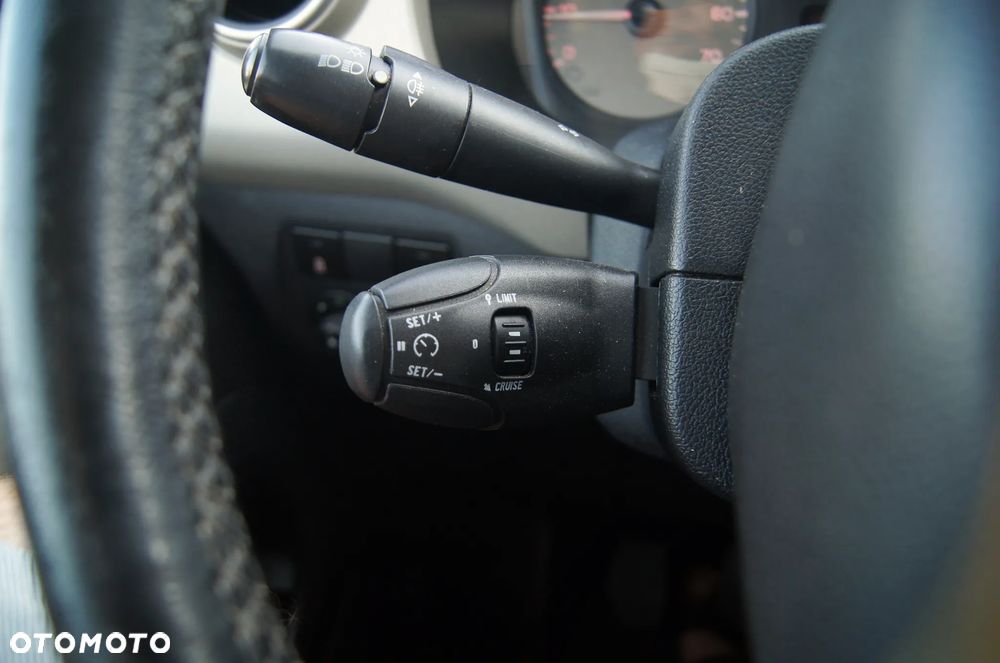 Peugeot Partner e-HDi FAP 92 Stop&Start Active - 23
