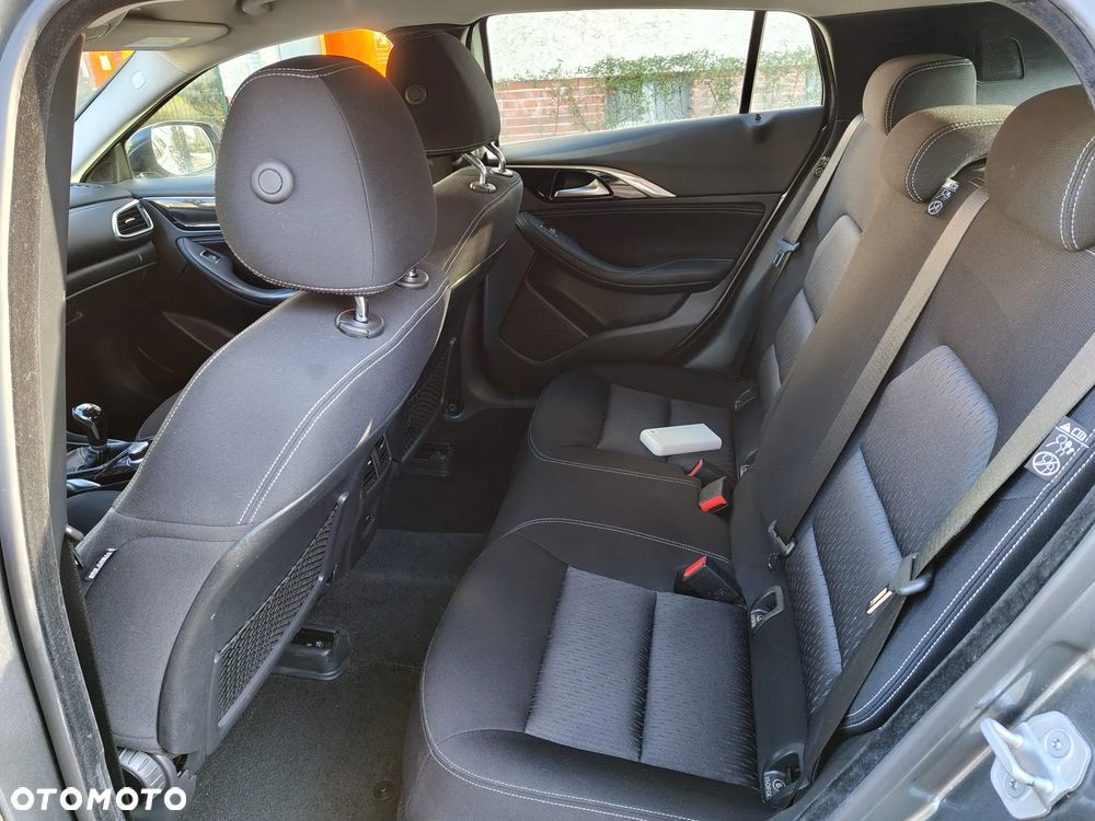 Infiniti Q30 1.5d - 10
