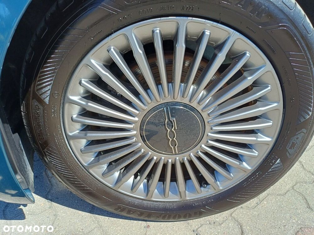 Fiat 500e - 10