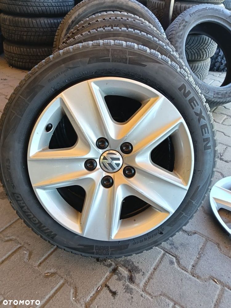 Koła zimowe stalowe (strukturalne) VW Seat skoda 205/55/16 6,5x16 et50 5x112  nexen / hankook
