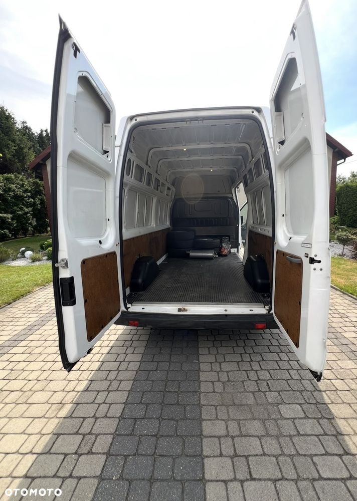 Ford Transit - 10