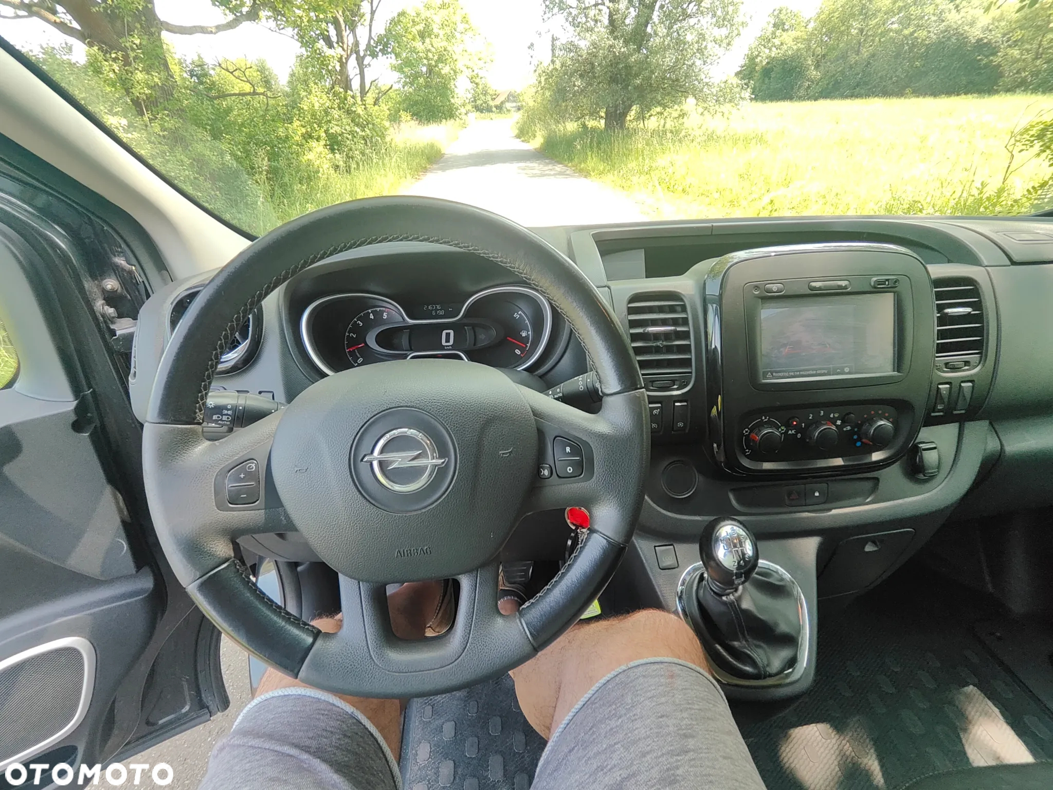 Opel Vivaro - 21