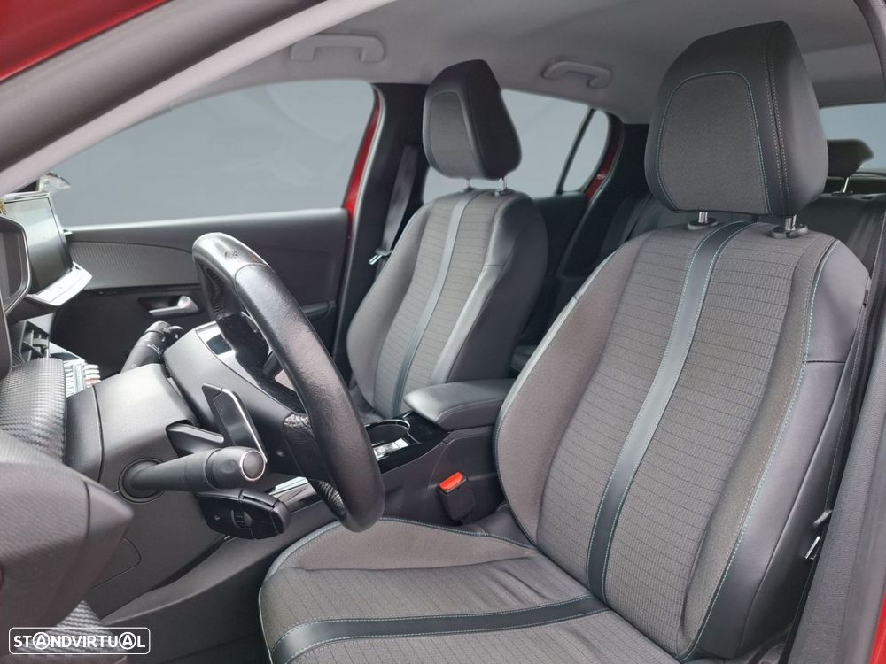 Peugeot 208 1.2 PureTech Allure EAT8 - 11