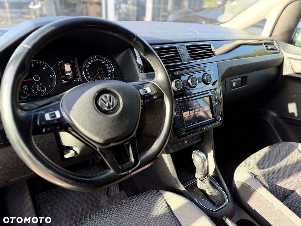 Volkswagen Caddy Maxi DSG - 16