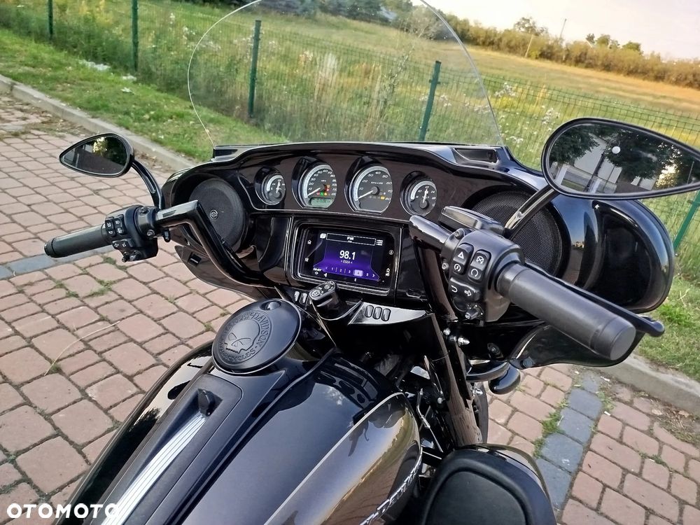 Harley-Davidson Touring Electra Glide - 17