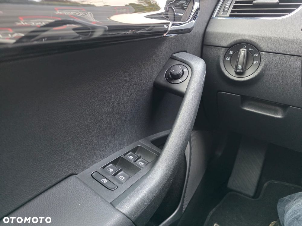 Skoda Octavia 1.6 TDI DSG Premium Edition - 24