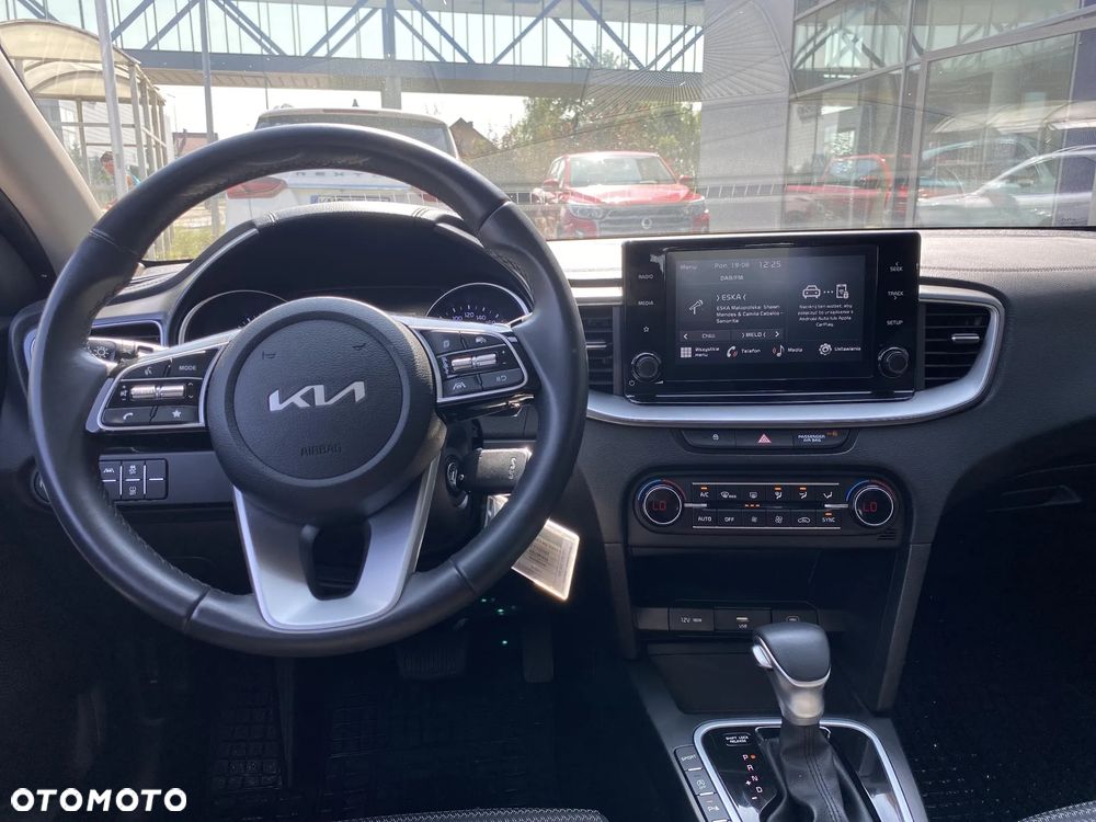 Kia Ceed 1.5 T-GDI M DCT - 13