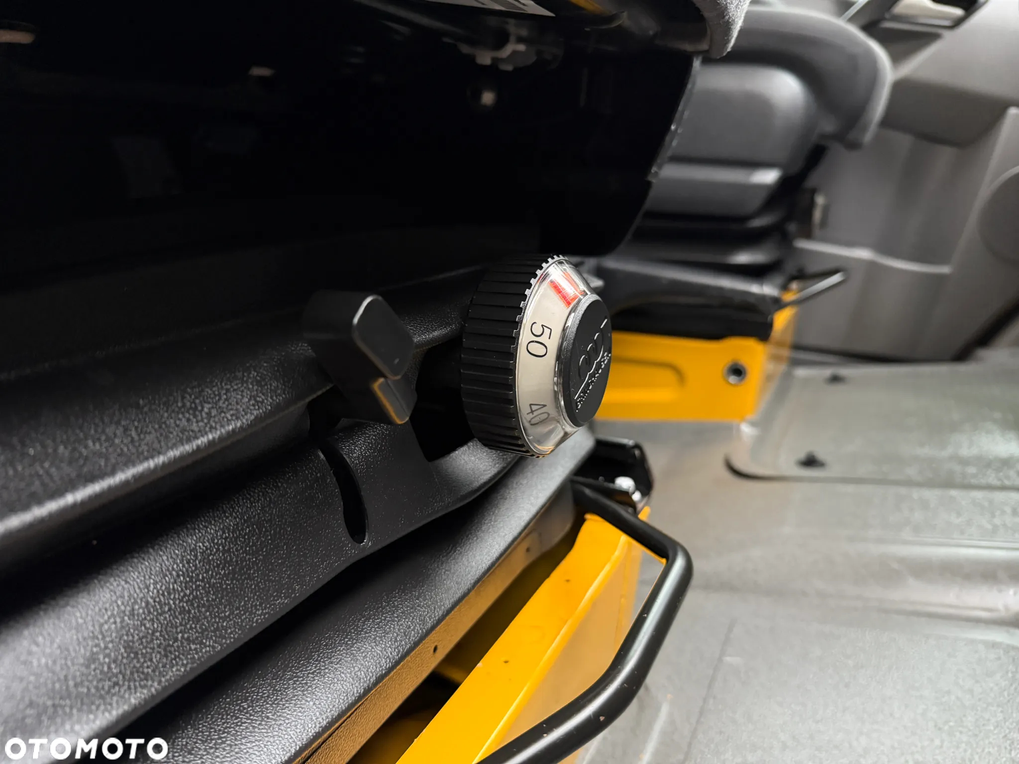 Volkswagen Crafter Izoterma Winda - 26