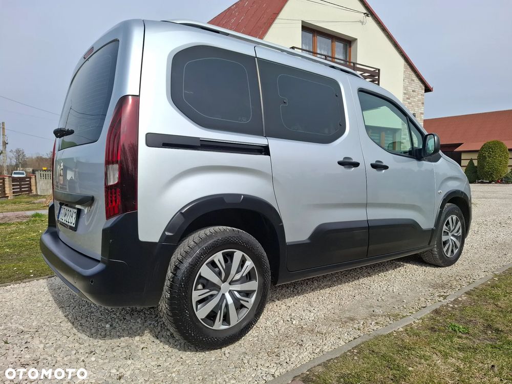 Peugeot Rifter - 11