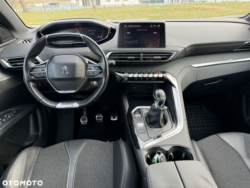 Peugeot 3008 PureTech 130 Stop & Start GPF Allure Pack - 21