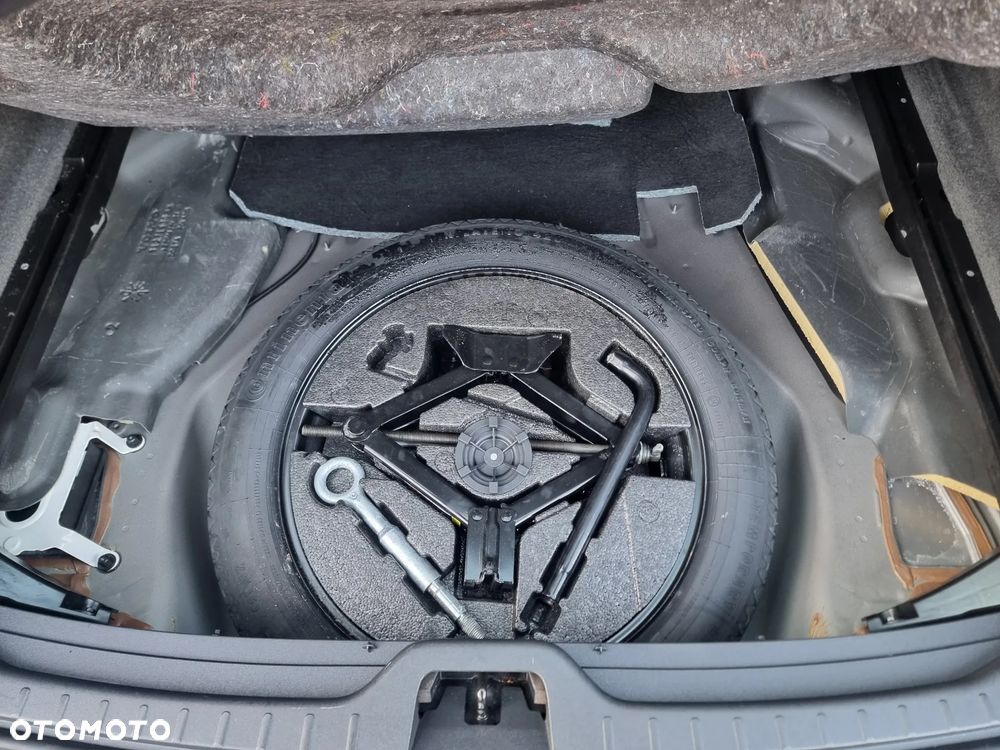 Volvo XC 60 D5 AWD - 30