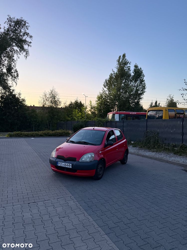 Toyota Yaris 1.0 Base - 26