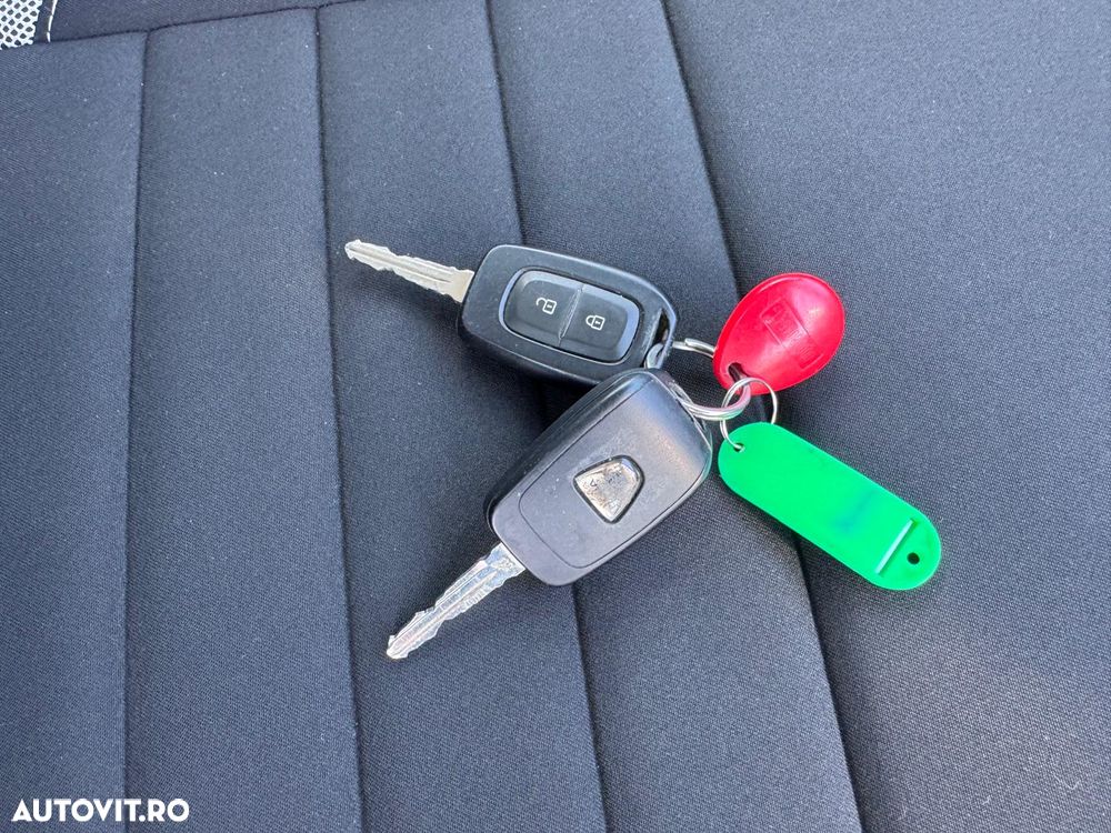 Dacia Lodgy 1.5 Blue dCi Stepway - 6