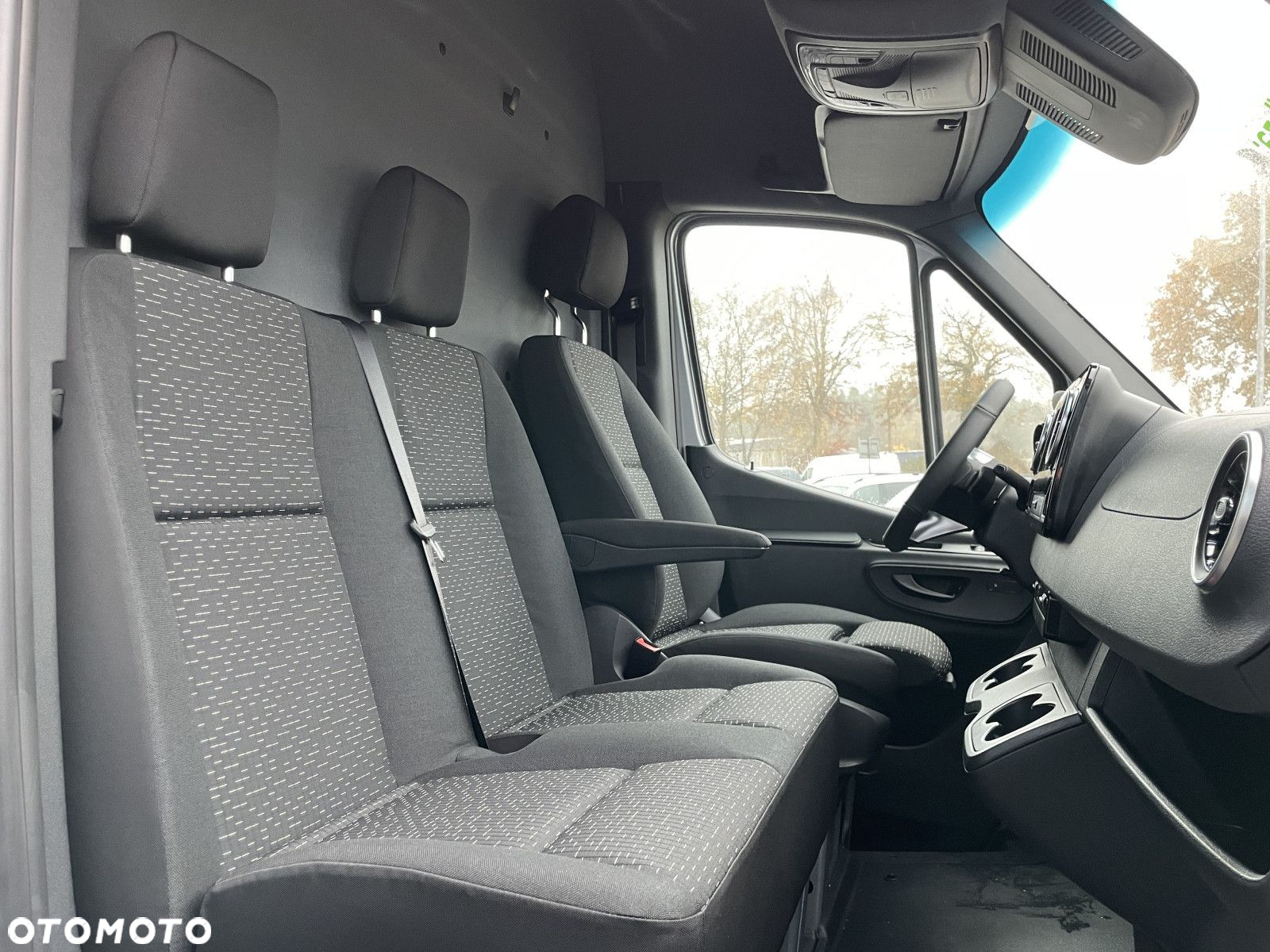 Mercedes-Benz eSprinter - 10
