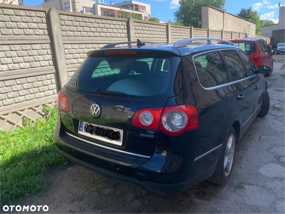 Volkswagen Passat 2.0 TDI DPF Highline DSG - 2