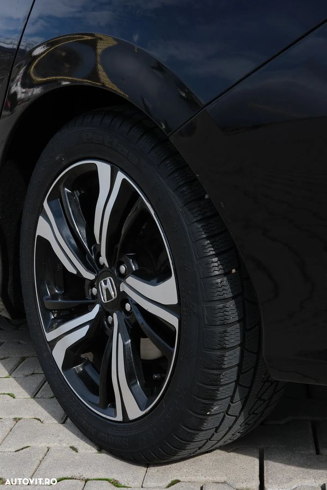 Honda Civic 1.5 VTEC Turbo CVT Prestige - 35