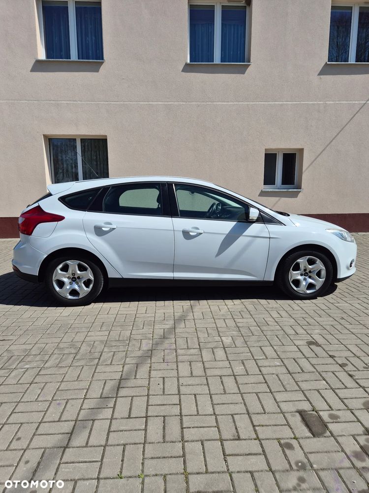 Ford Focus - 11