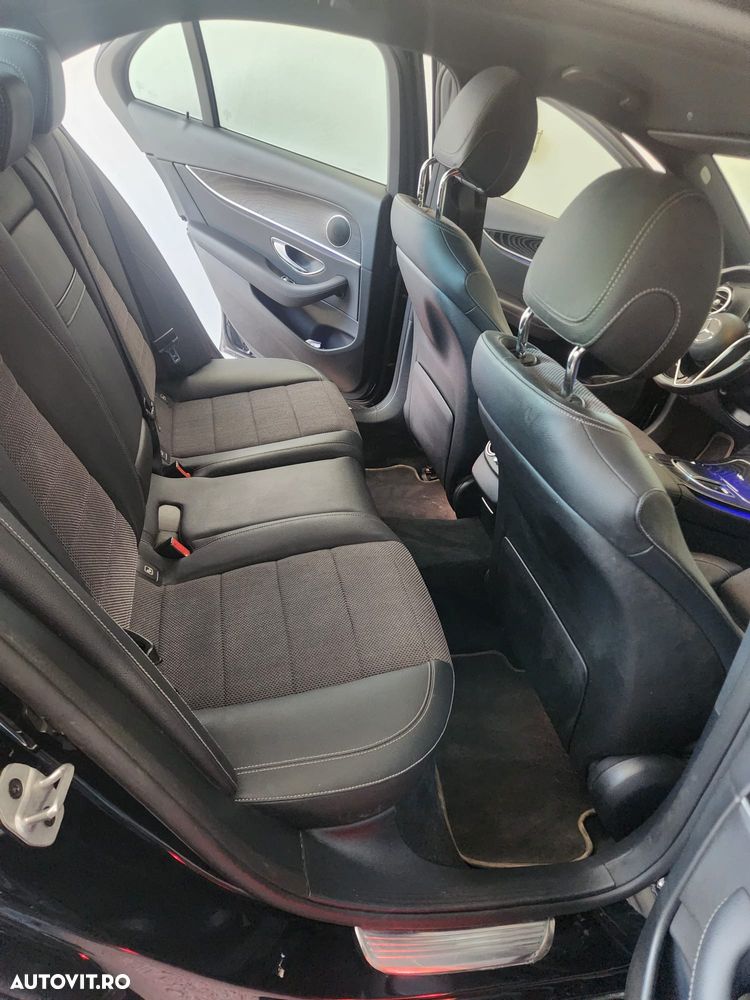 Mercedes-Benz E 220 d Aut. - 8