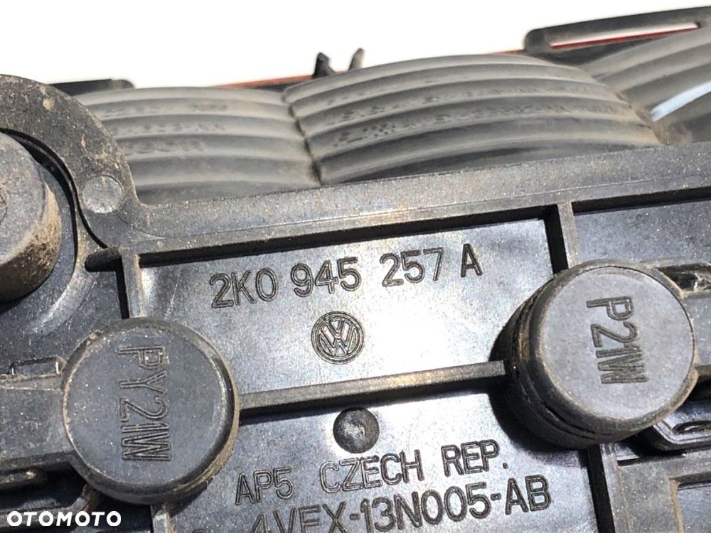 LAMPA LEWY TYŁ  VW CADDY III Nadwozie pełne/minivan (2KA, 2KH, 2CA, 2CH) 2004 - 2015 1.6 75 kW - 7