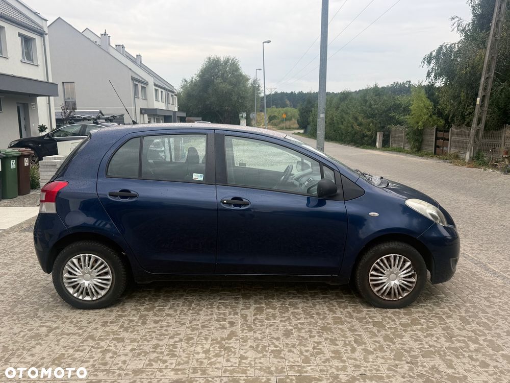 Toyota Yaris 1.0 Active - 5