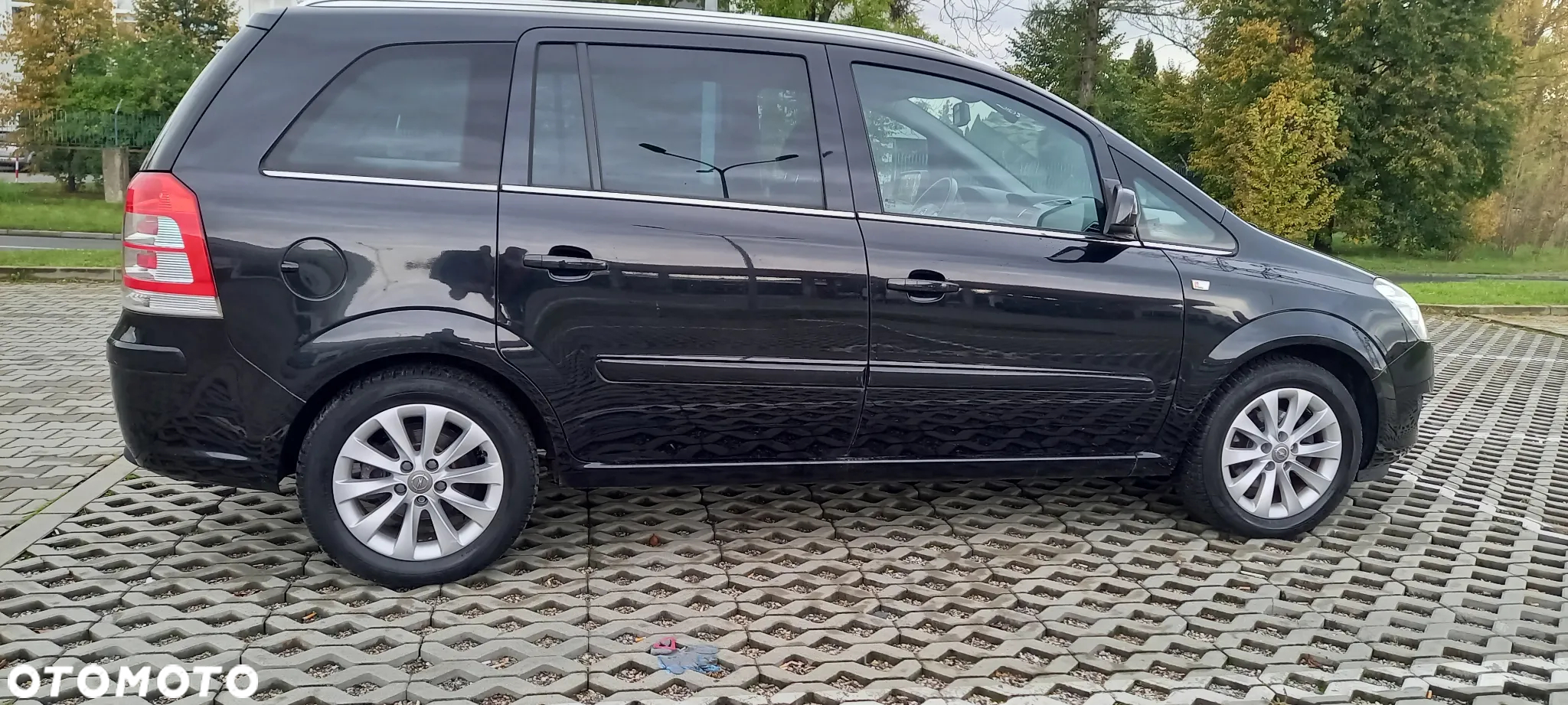 Opel Zafira 1.8 Cosmo - 17