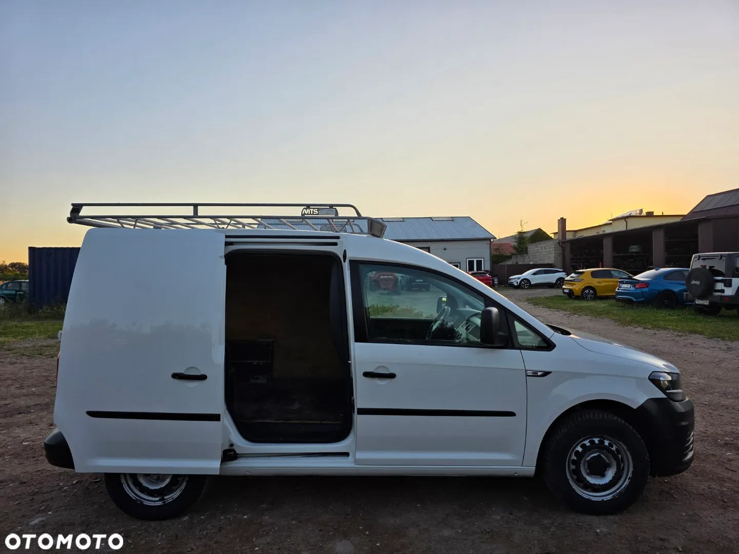 Volkswagen Caddy - 7