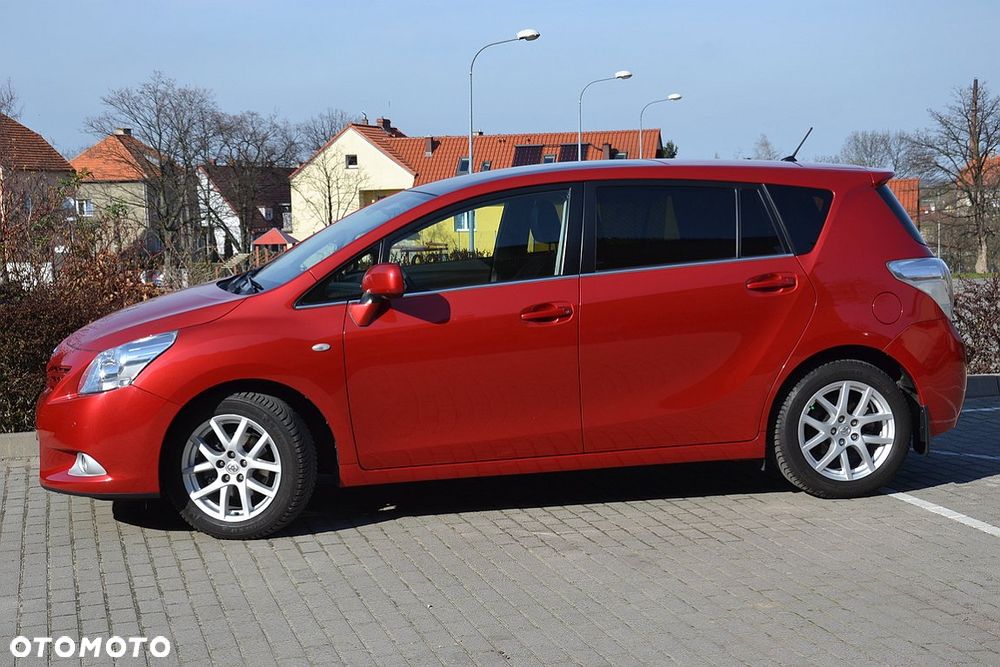 Toyota Verso 2.0 D-4D Executive - 3