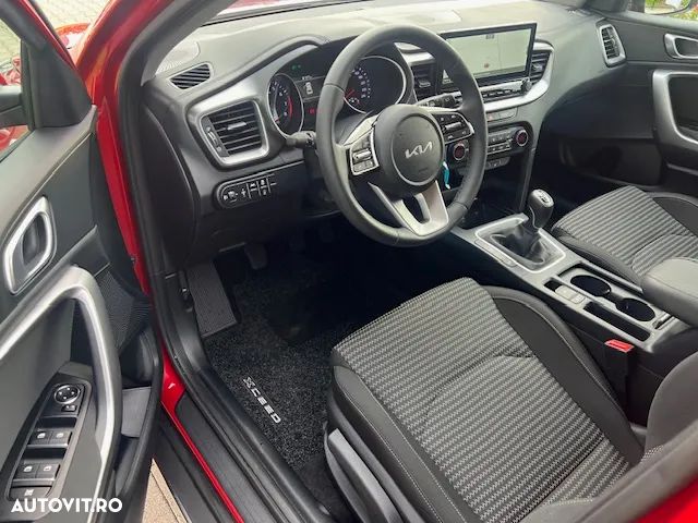 Kia XCeed 1.5 T-GDI 6MT City - 10