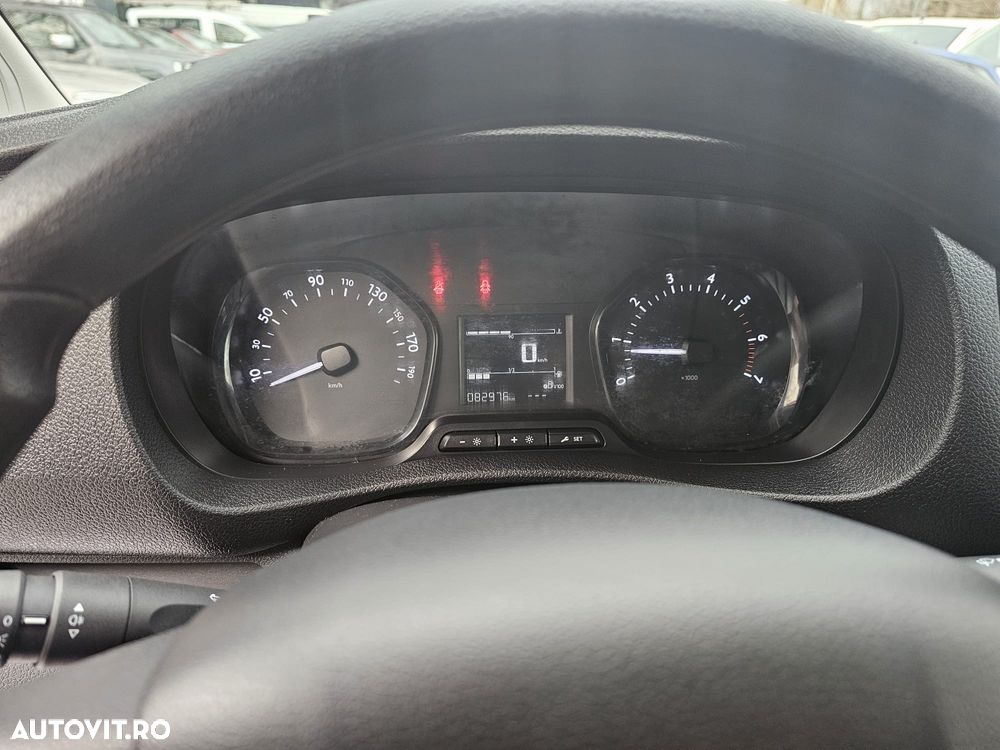 Toyota Proace 1.5 D-4D 120CP 8+1 L2H1 Base+ - 22