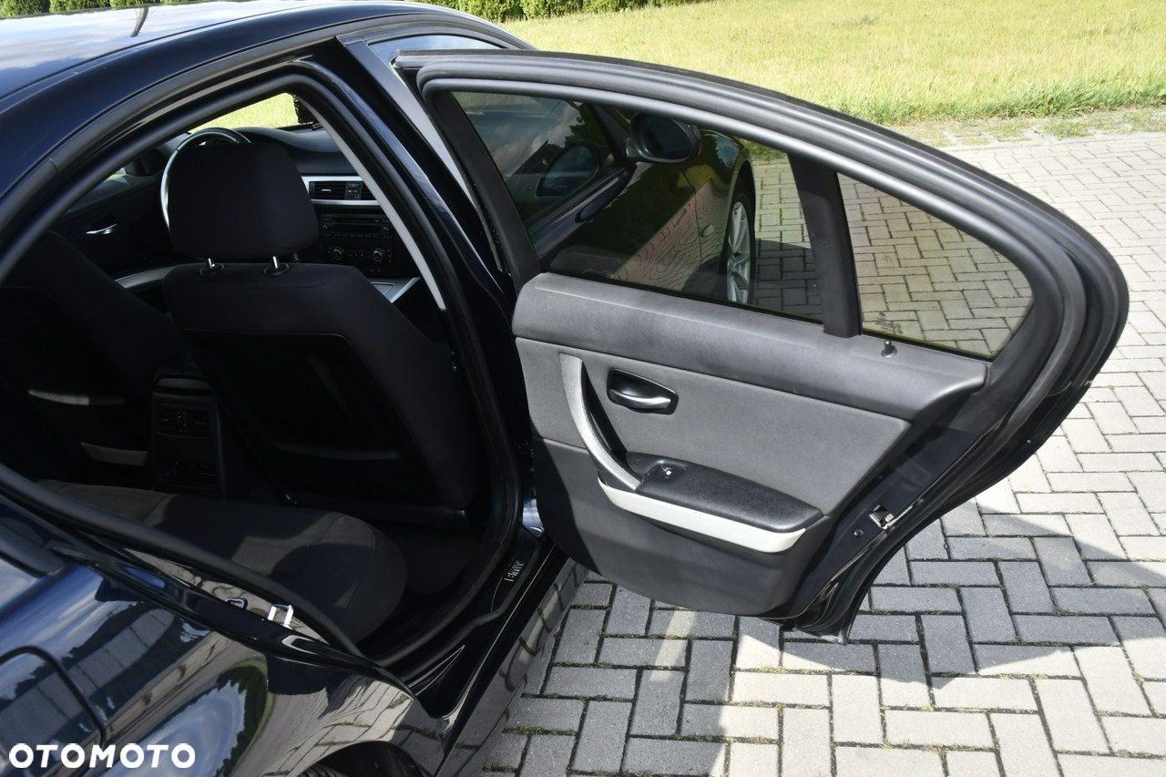 BMW Seria 3 - 20