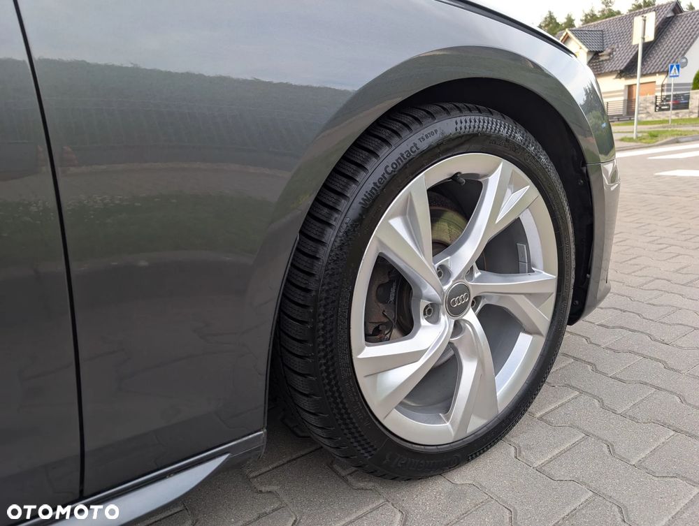 Audi A4 Avant 40 TFSI S tronic S line - 33
