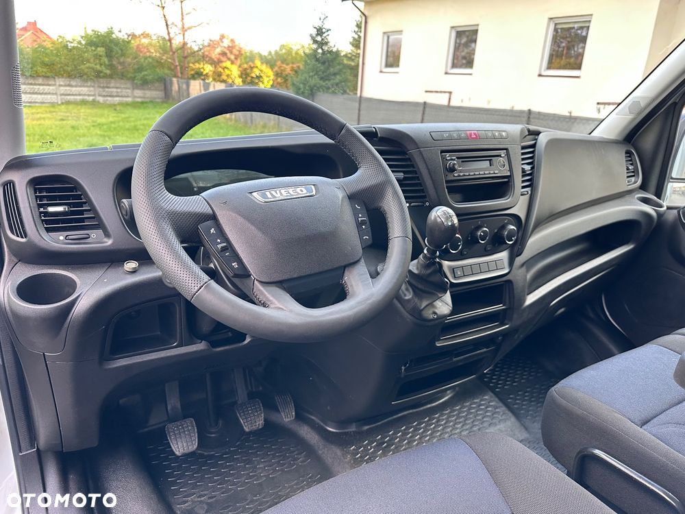 Iveco 35C14 - 17
