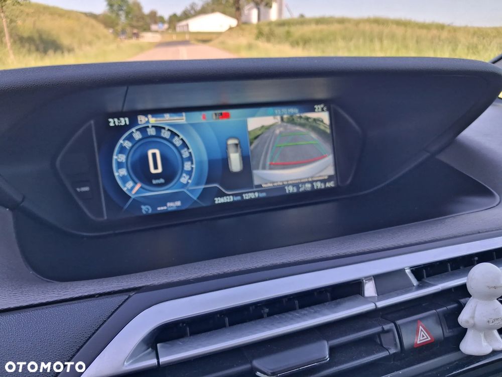 Citroën C4 Grand Picasso e-HDi 115 Attraction - 16