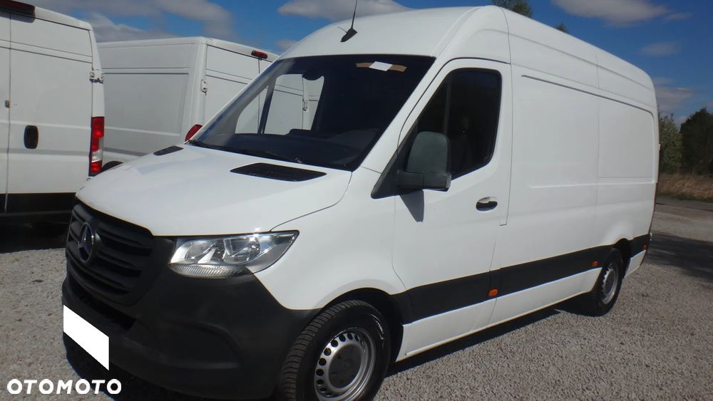 Mercedes-Benz Sprinter - 3