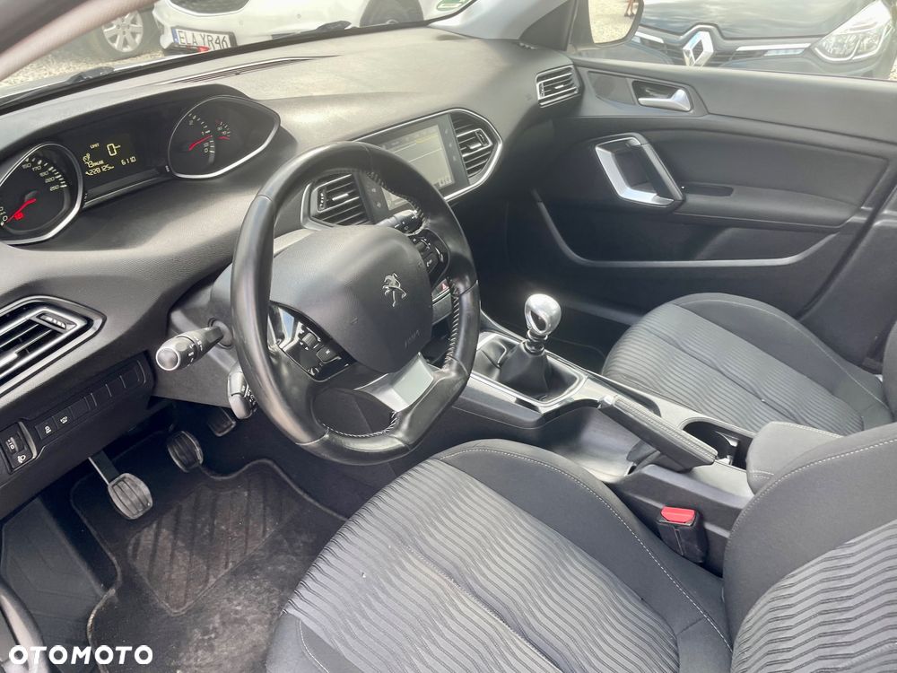 Peugeot 308 BlueHDi 120 Stop & Start Business-Line - 31