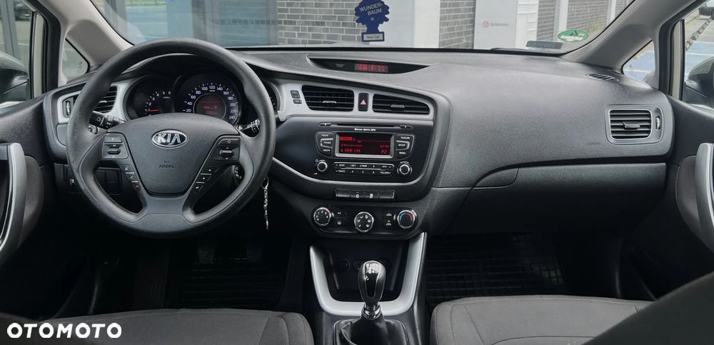 Kia Ceed 1.6 CRDi L - 14