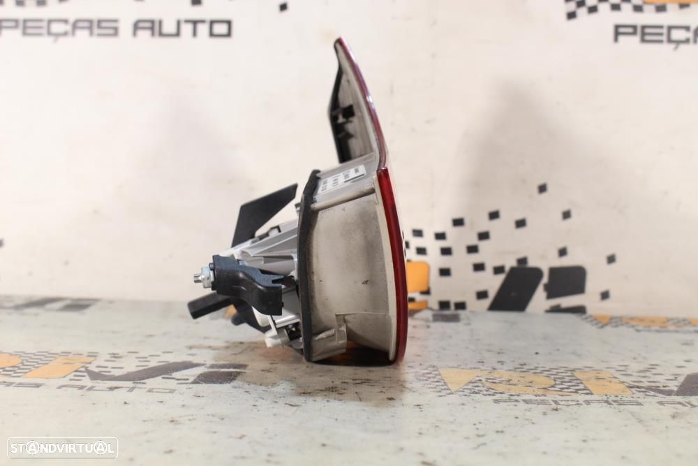 Farolim Esquerdo Audi A4 (8Ec, B7)  8E9945093a / 8E9 945 093 A / Condu - 4