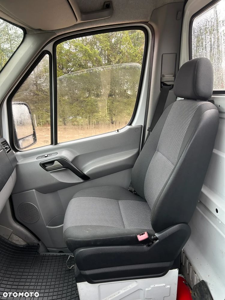 Mercedes-Benz SPRINTER 313 CDI / FAKTURA VAT 23% / 4 SZTUKI / SKRZYNIA 3.40 M / ROZSTAW OSI 3.70 M / 1 WŁAŚCICIEL OD NOWOŚCI / POLSKI SALON / OD NOWOŚCI WOZIŁY TYLKO BUTLE Z GAZEM PO REGIONIE !! - 17