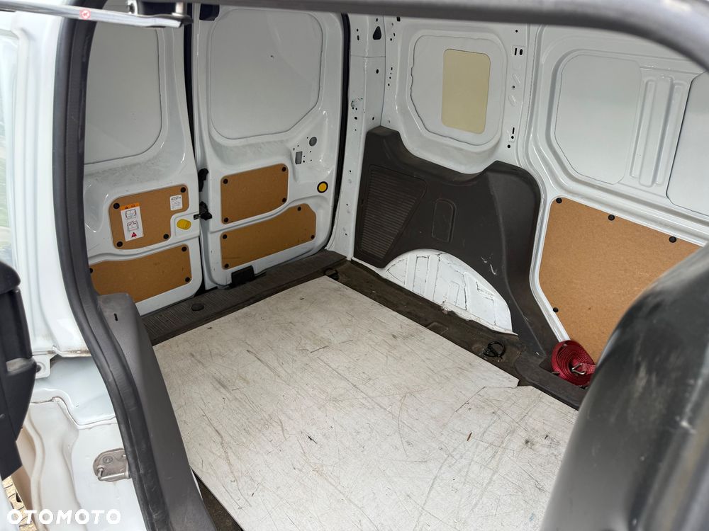 Ford Transit Connect - 15