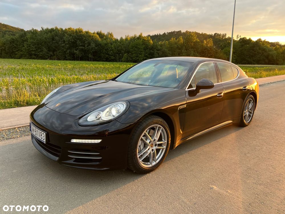 Porsche Panamera 4S - 3