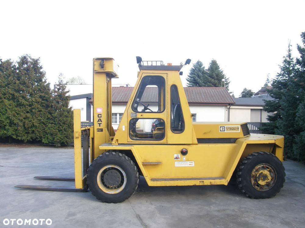Caterpillar V300B 2300h 14000kg wózek widłowy z Niemiec - 14