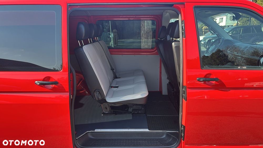 Volkswagen Transporter Kombi L1H1 DSG - 24