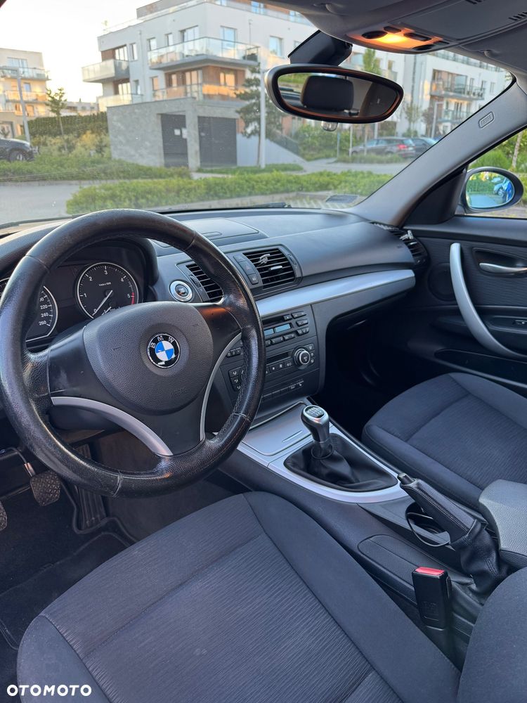 BMW Seria 1 120d - 9