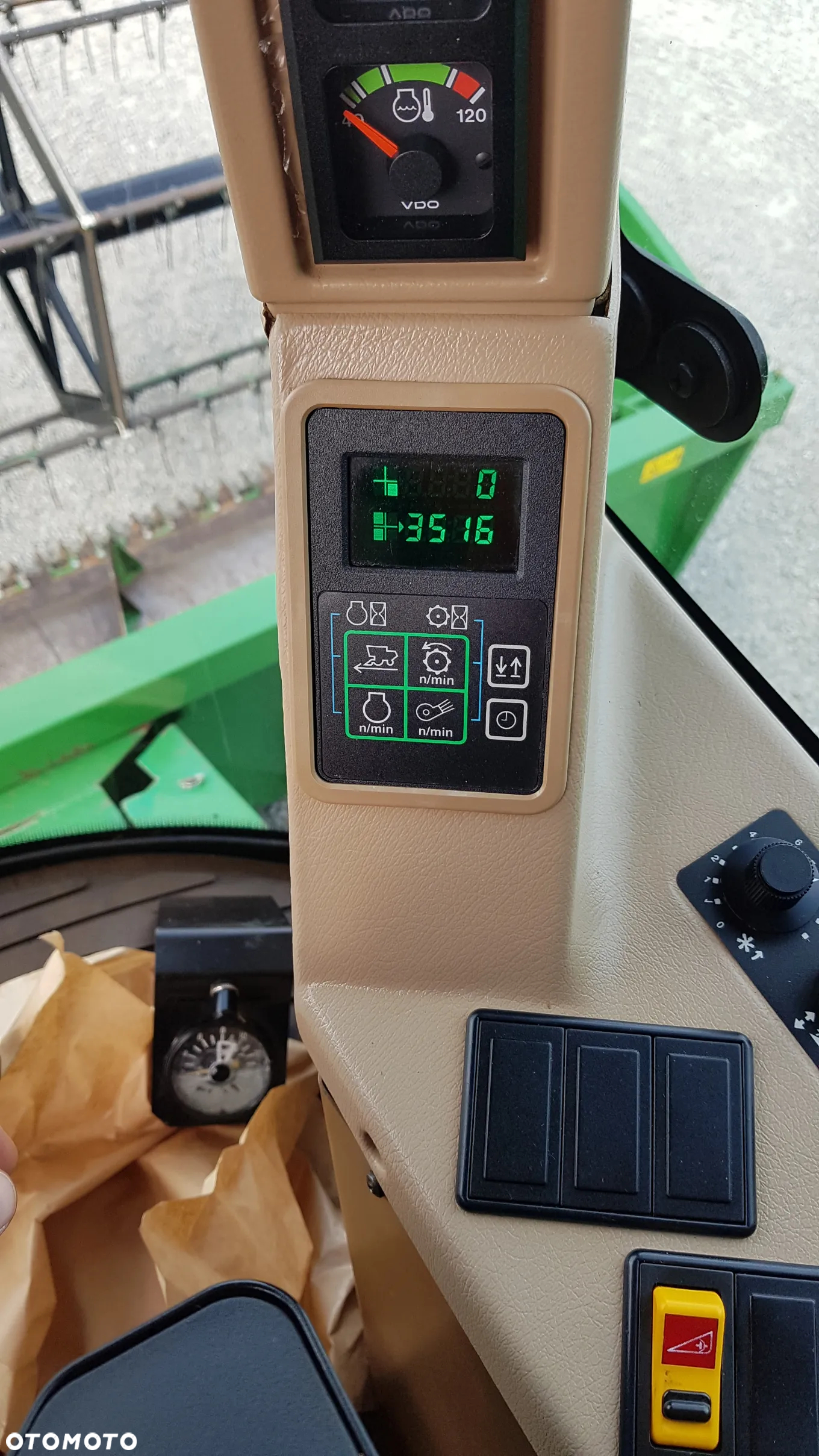 John Deere 2254 - 25