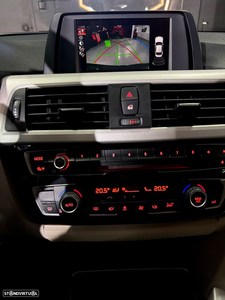 BMW 330 e iPerformance Line Luxury - 14