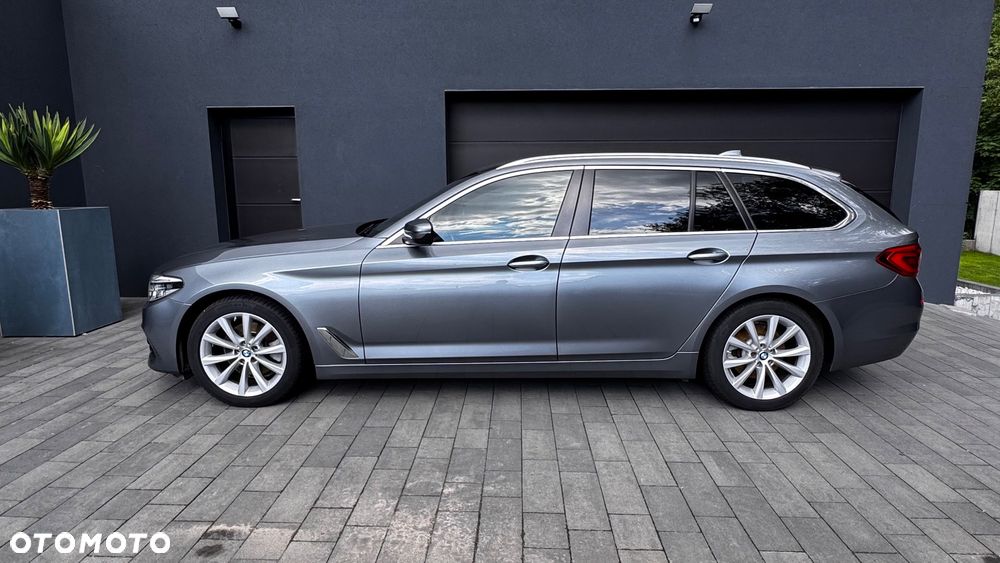 BMW Seria 5 520i - 12